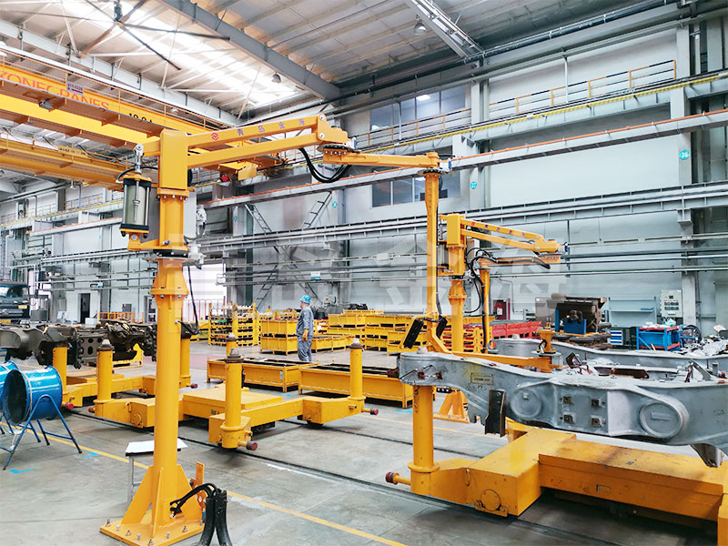 動(dòng)車(chē)增壓缸、扭桿機(jī)械手